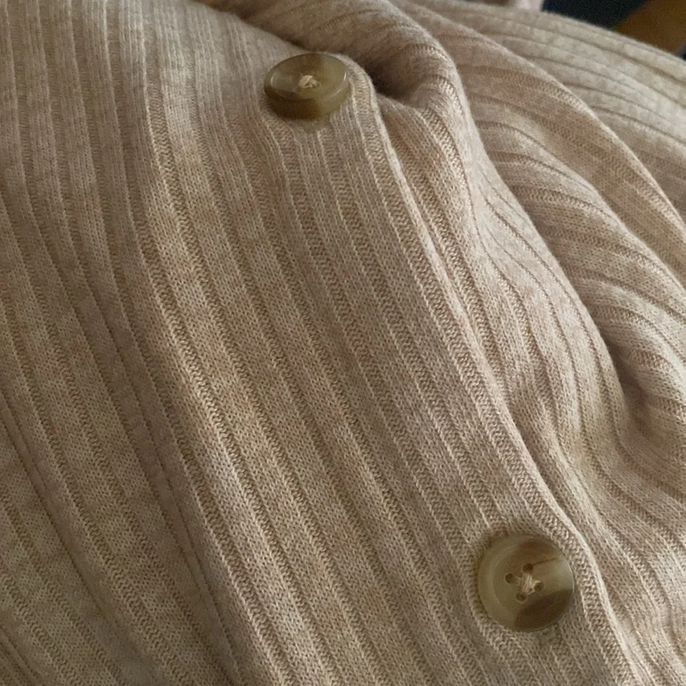 Old Navy - Picture 5 of 5